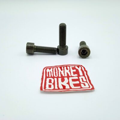 TORNILLO SOPORTE MANILLAR MB-TRACKER 125 E5