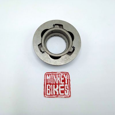 CUBO CENTRAL CAMPANA EMBRAGUE MB-D/G/R/TREX 50/90/110